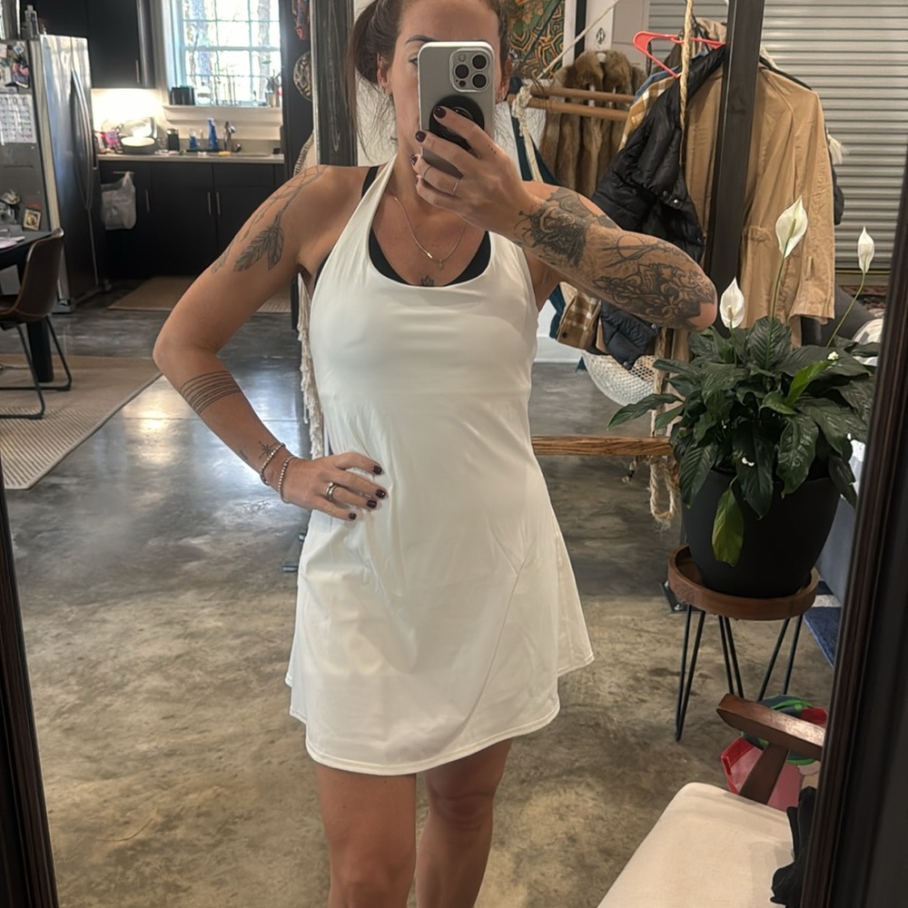 NWOT Halara halter tennis dress w built in shorts size L